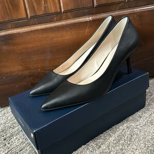 Black pump Cole haan water proof Martha size 8